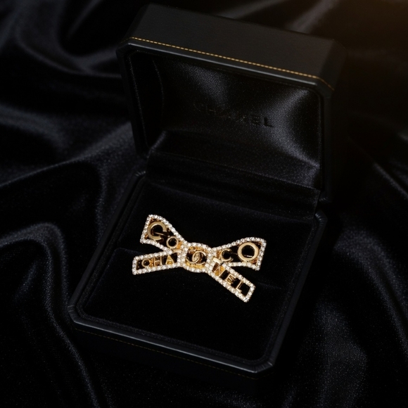 FOLLOW ME EVERYWHERE I LIKE IT 👁👁👋🏾 - Picture 15 of 16